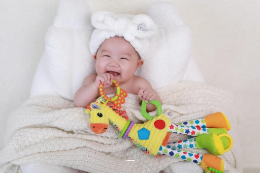 郯城1岁宝宝流鼻涕打喷嚏